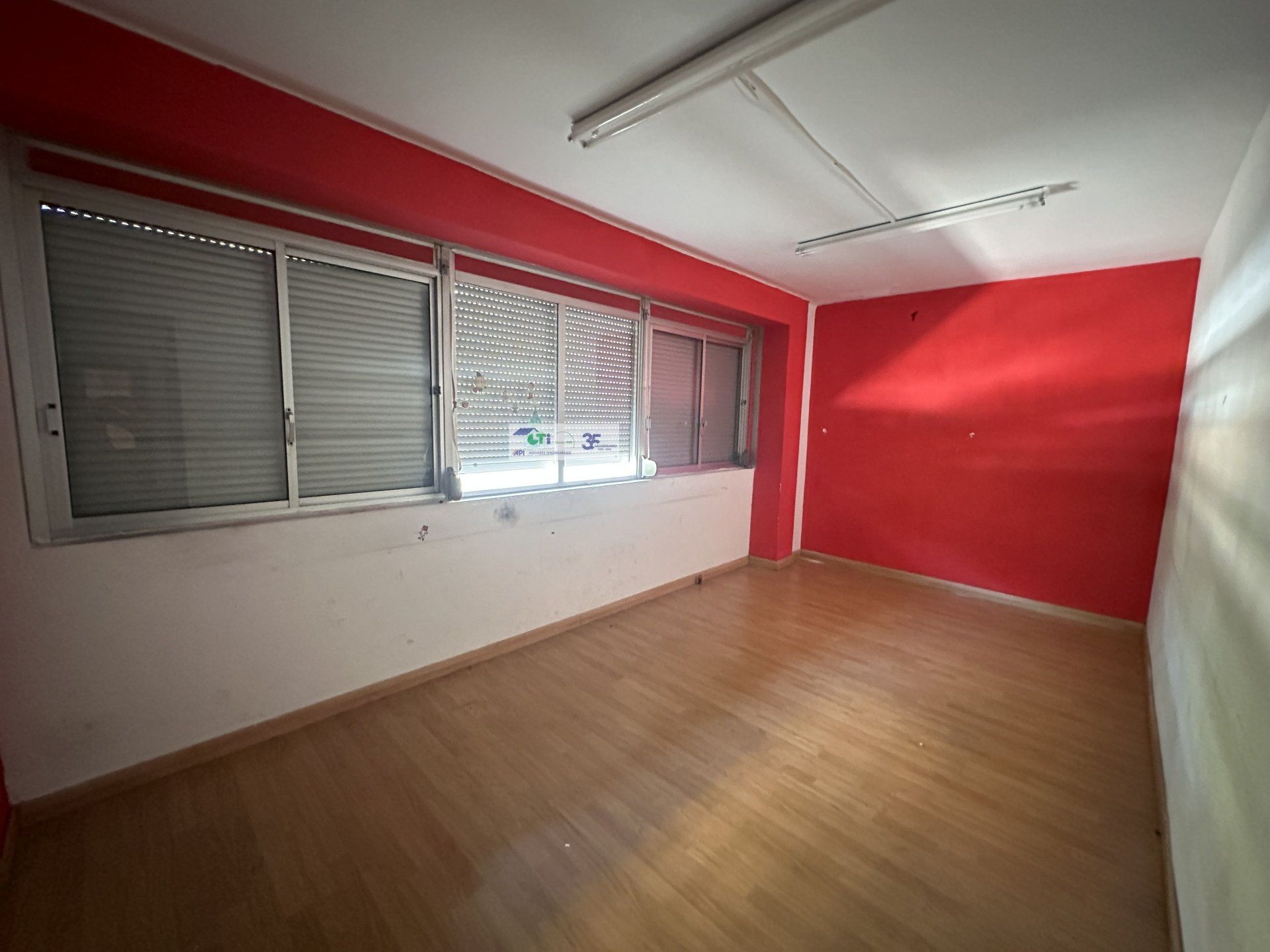 GTI Zaragoza - Naves Industriales - Locales Comerciales