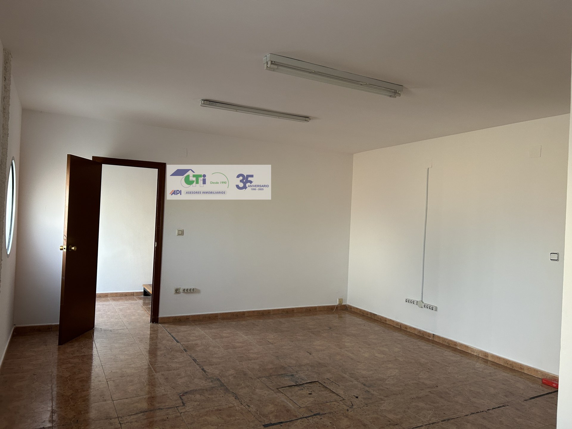 GTI Zaragoza - Naves Industriales - Locales Comerciales