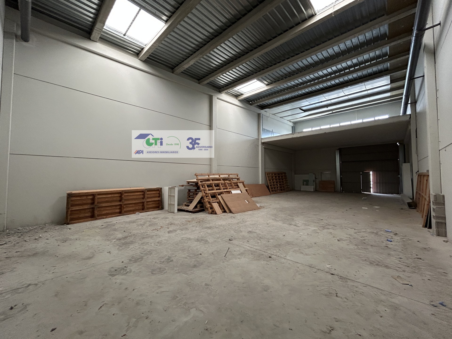 GTI Zaragoza - Naves Industriales - Locales Comerciales
