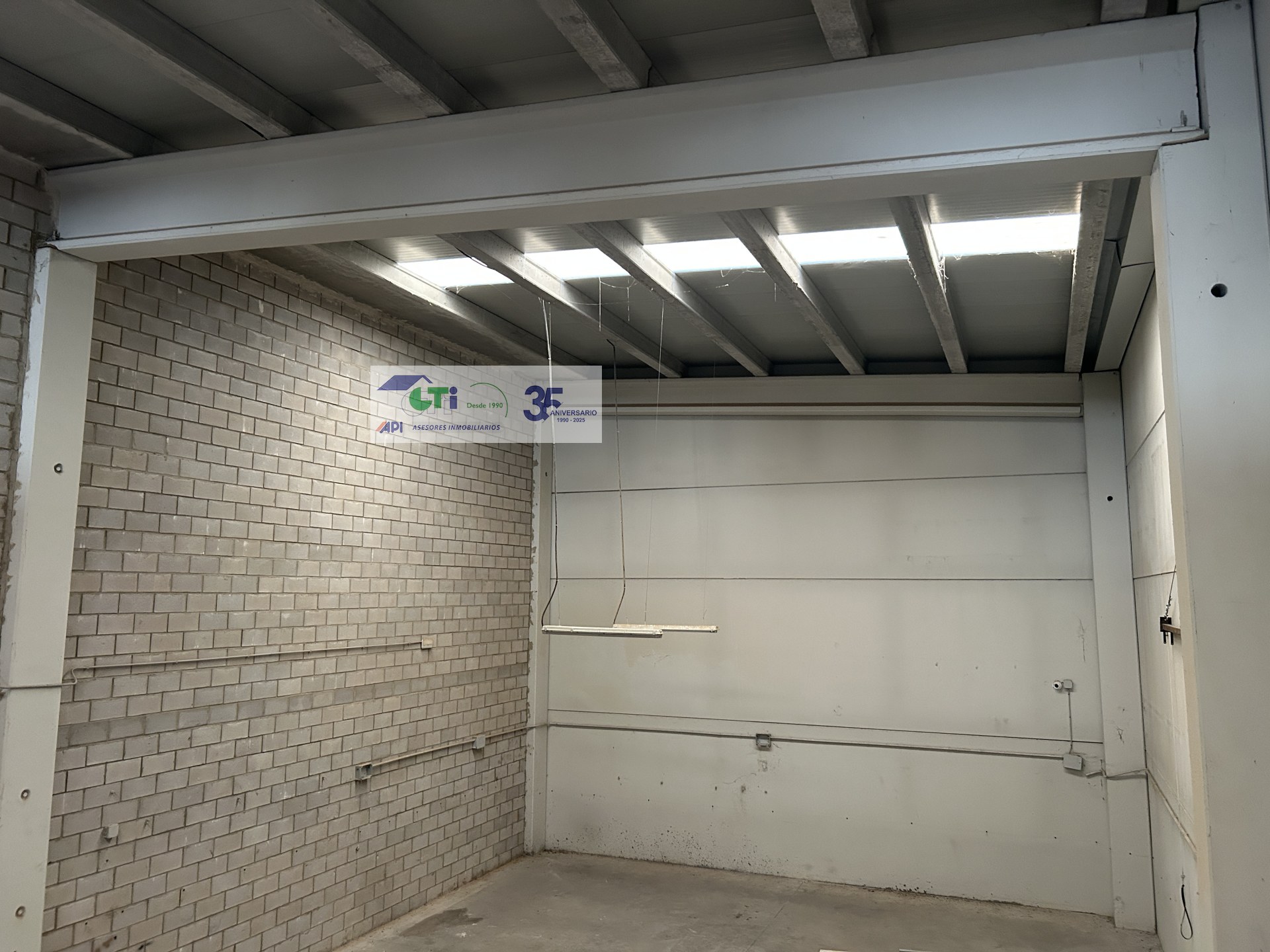 GTI Zaragoza - Naves Industriales - Locales Comerciales