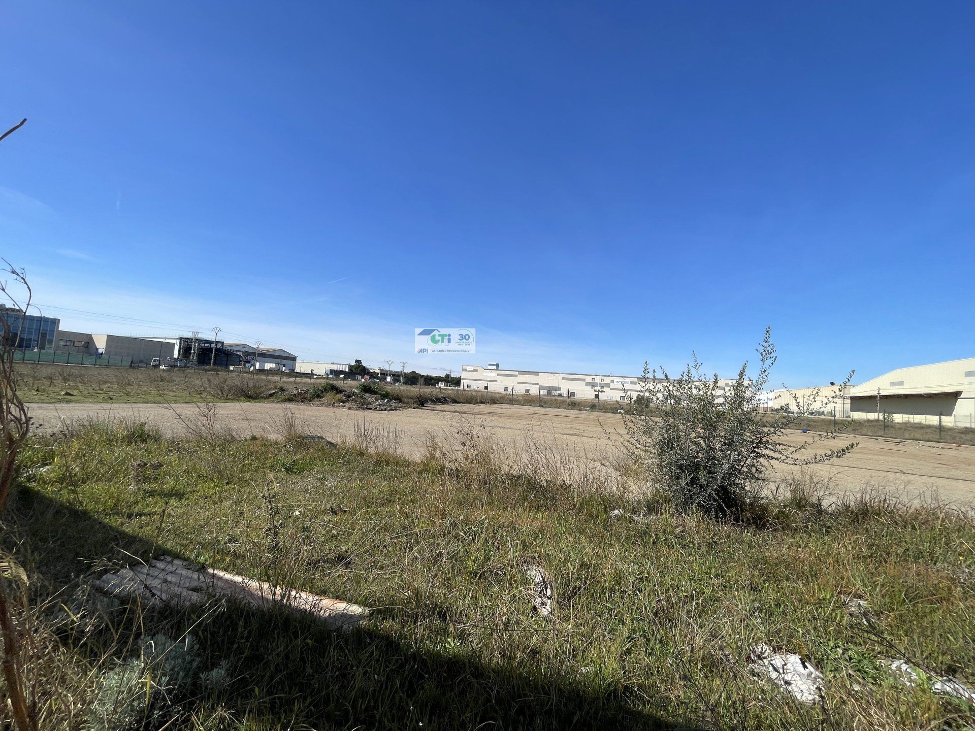 GTI Zaragoza - Naves Industriales - Locales Comerciales