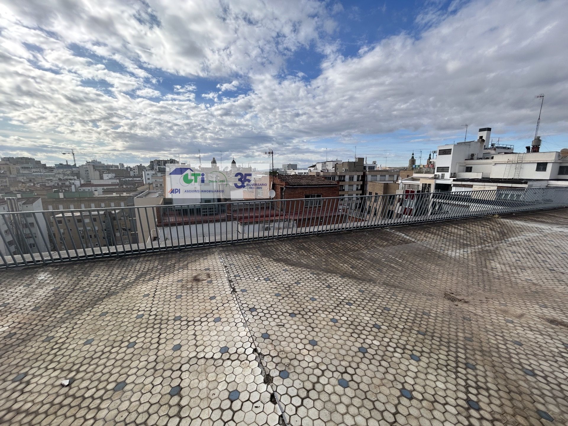 GTI Zaragoza - Naves Industriales - Locales Comerciales