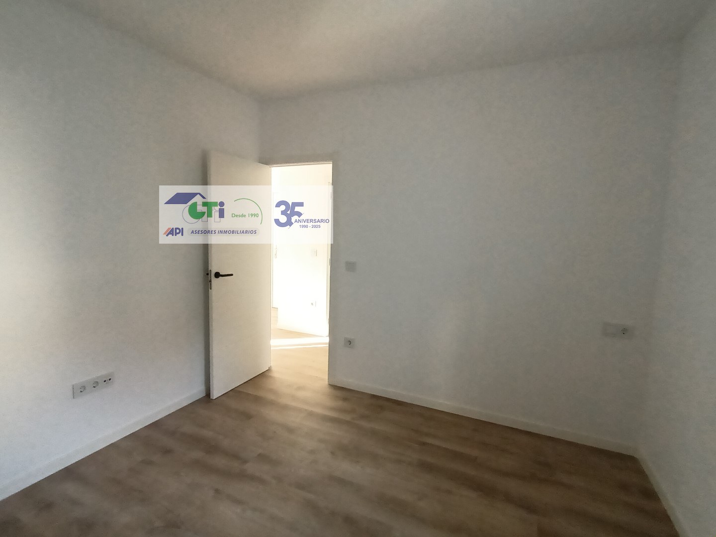 GTI Zaragoza - Naves Industriales - Locales Comerciales