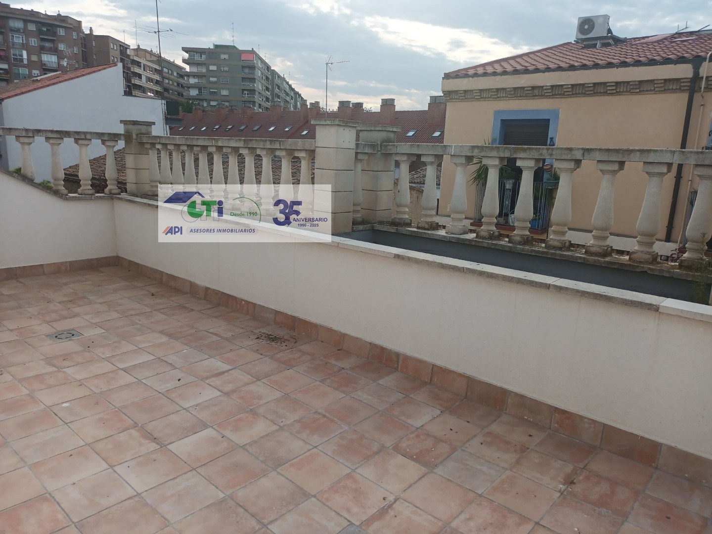 GTI Zaragoza - Naves Industriales - Locales Comerciales