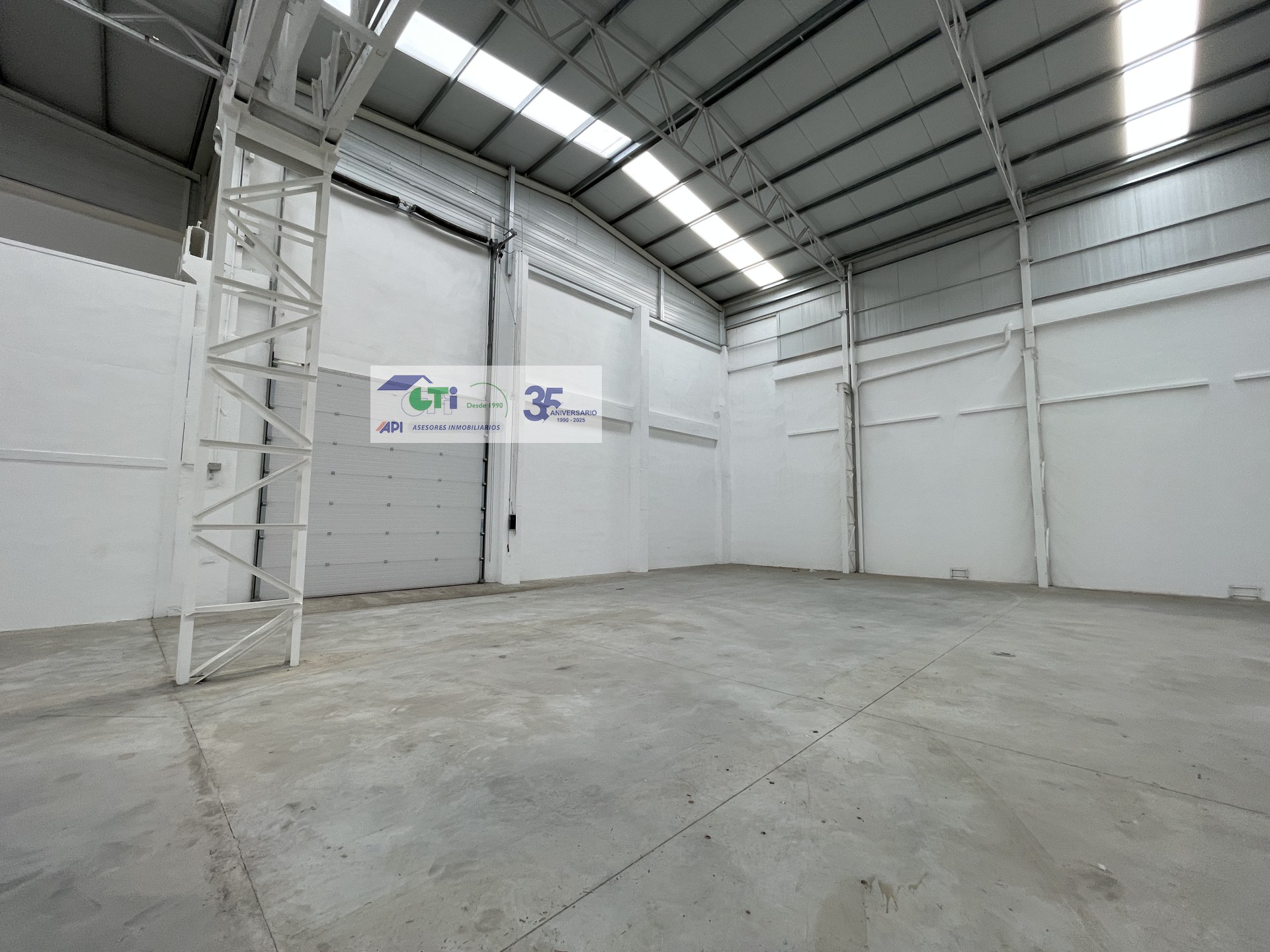GTI Zaragoza - Naves Industriales - Locales Comerciales